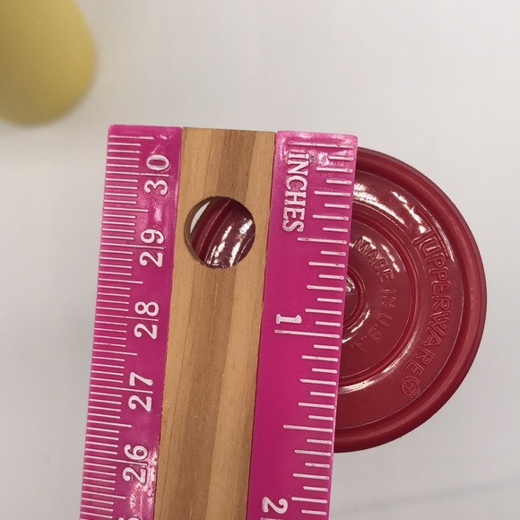 Tupperware Ketchup Mustard Dispensers Vintage USA made Yellow Red - Picture 14 of 14